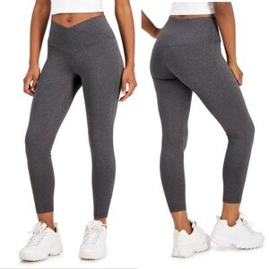 On Repeat Crossover-Waist 7/8th Length Legging Sz M